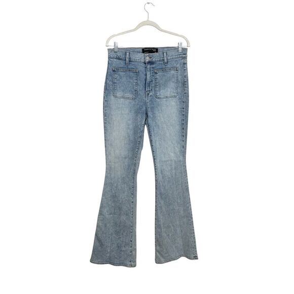 Veronica Beard Florence Flare Patch Pocket Jean in Cape - Picture 8 of 12